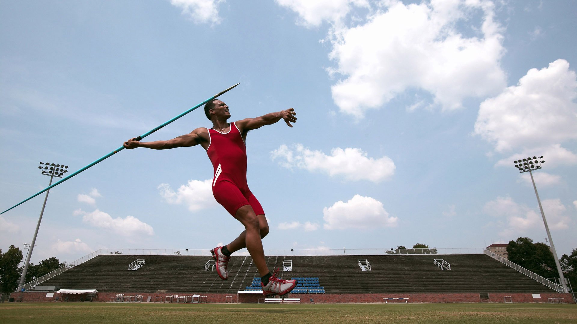 刘国梁谈中国乒乓未来发展战略,刘国梁_要推动乒乓球成为世界影响力最大项
