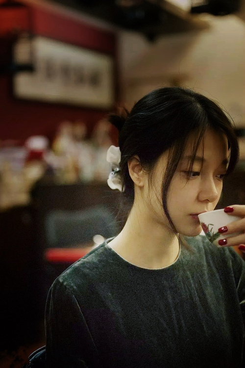 爱游戏体育在线-男子100自突破50秒大关，男子百米突破10秒