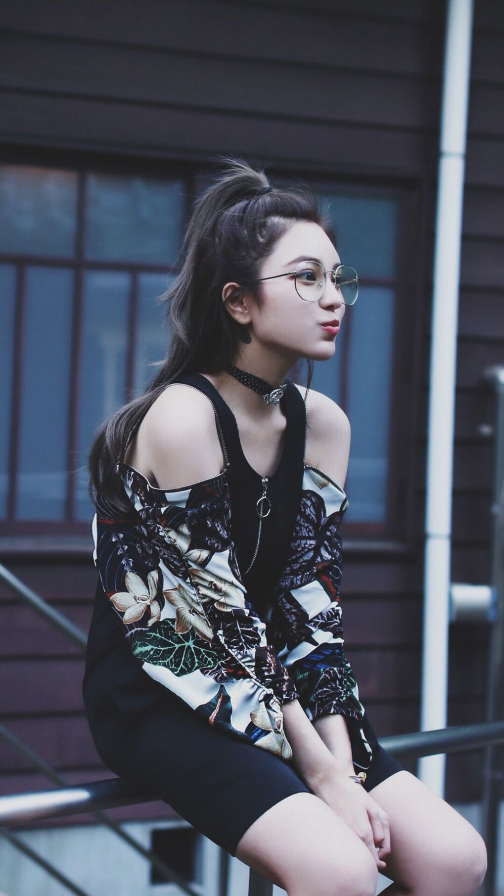 爱游戏app下载-裁判使用新型技术装备提升判罚准确率引发行业关注，裁判的技能素质基础